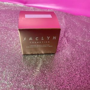 Jaclyn Hill BEAMING LIGHT LOOSE HIGHLIGHTER in hypnotic